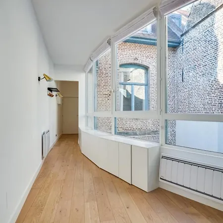 Centre - Superb 60m2 2bed ! *